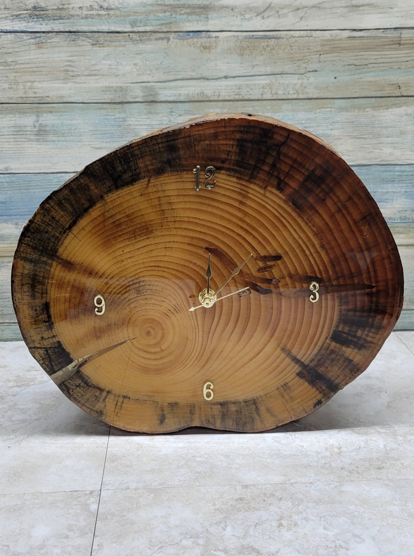 Pine Wood Clock