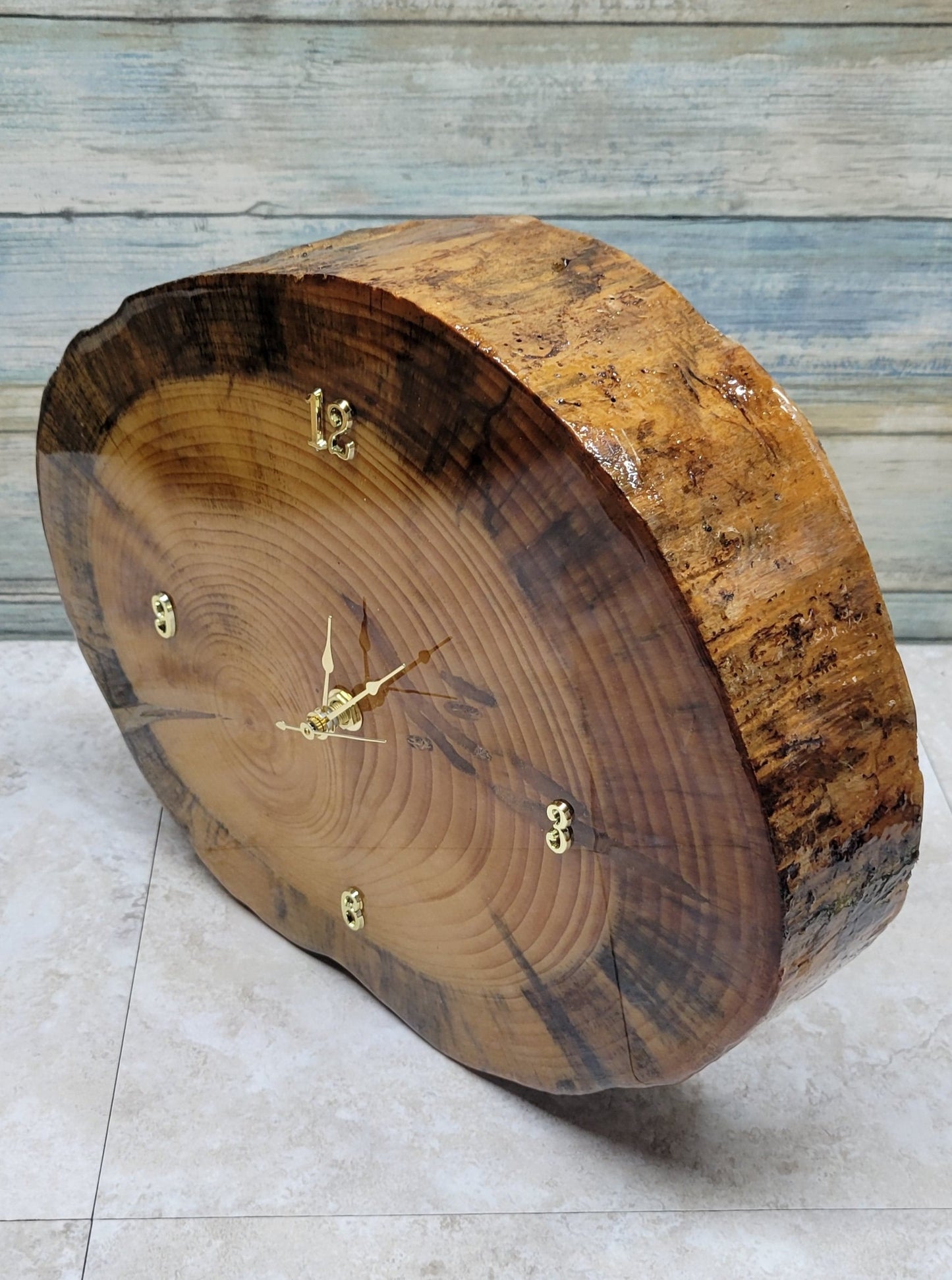 Pine Wood Clock