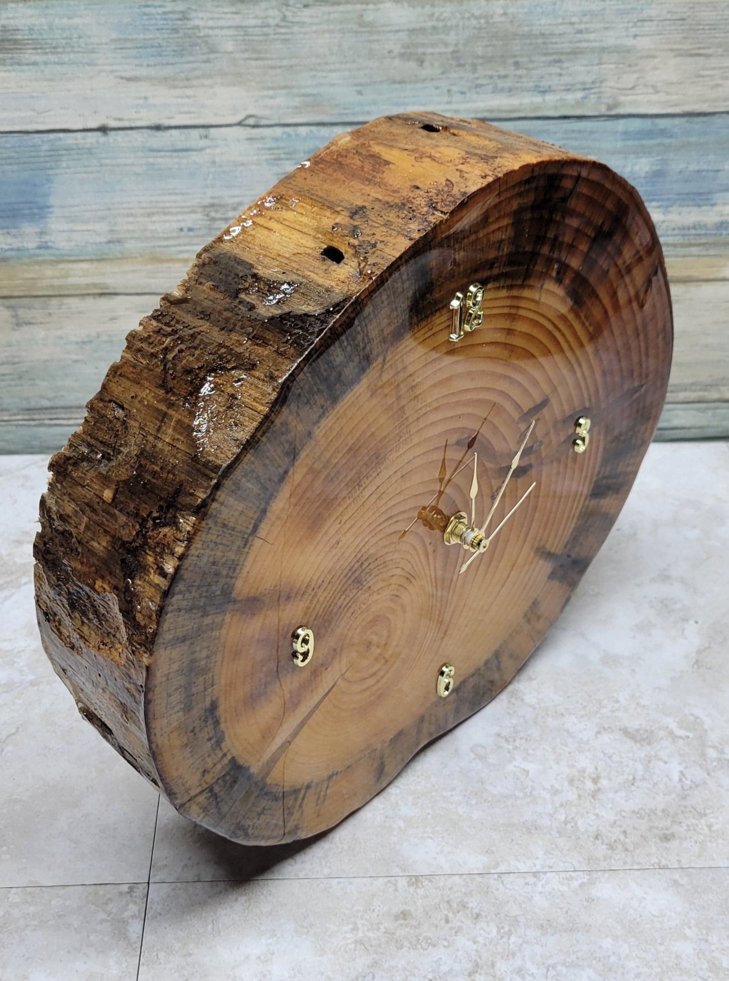 Pine Wood Clock