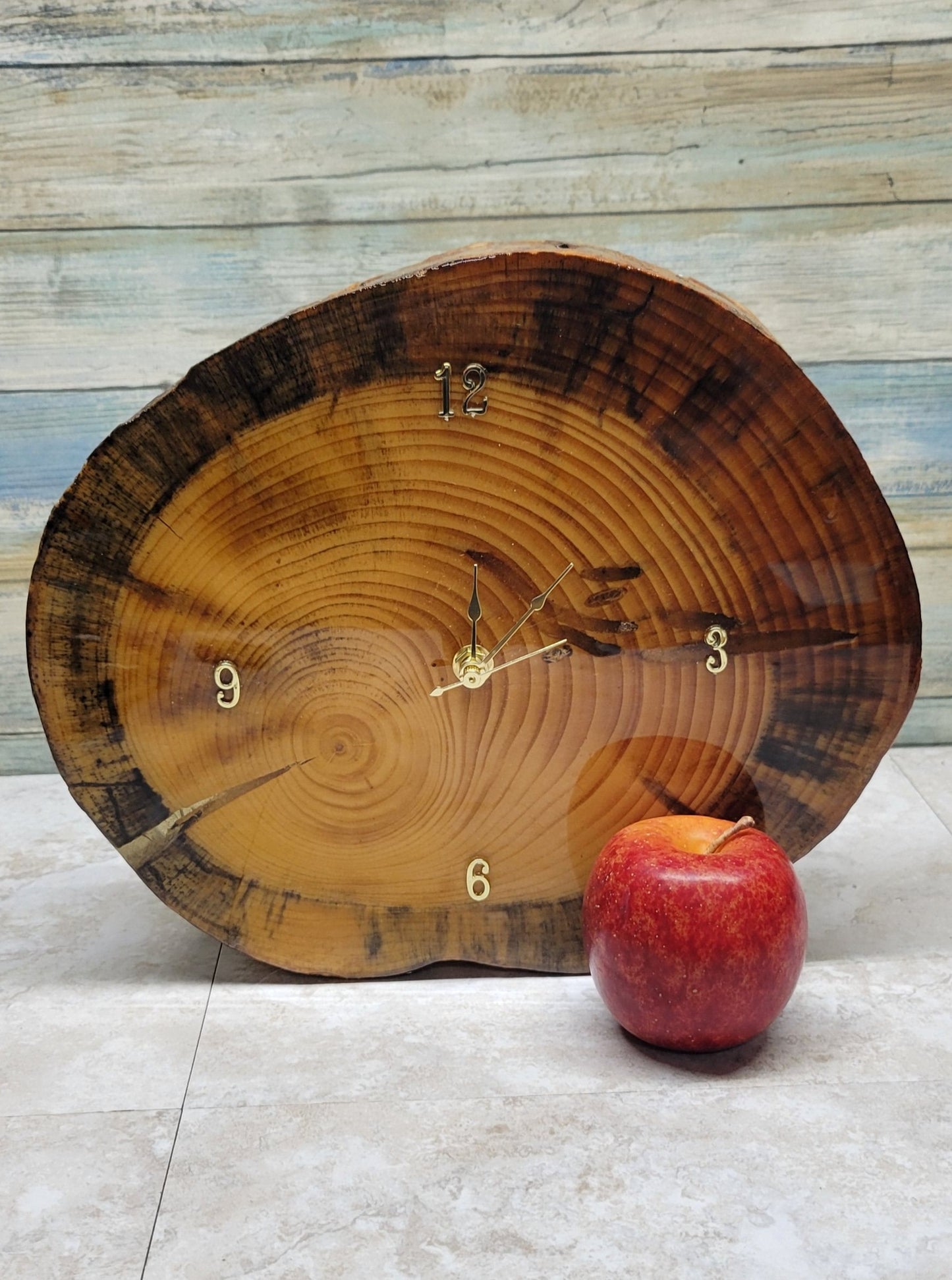 Pine Wood Clock